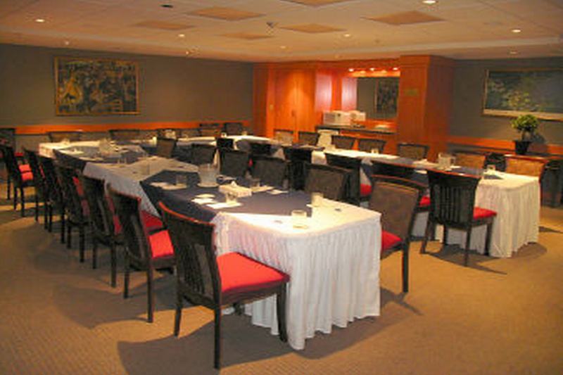 Howard Johnson Plaza By Wyndham By The Falls Niagara Falls Exteriör bild