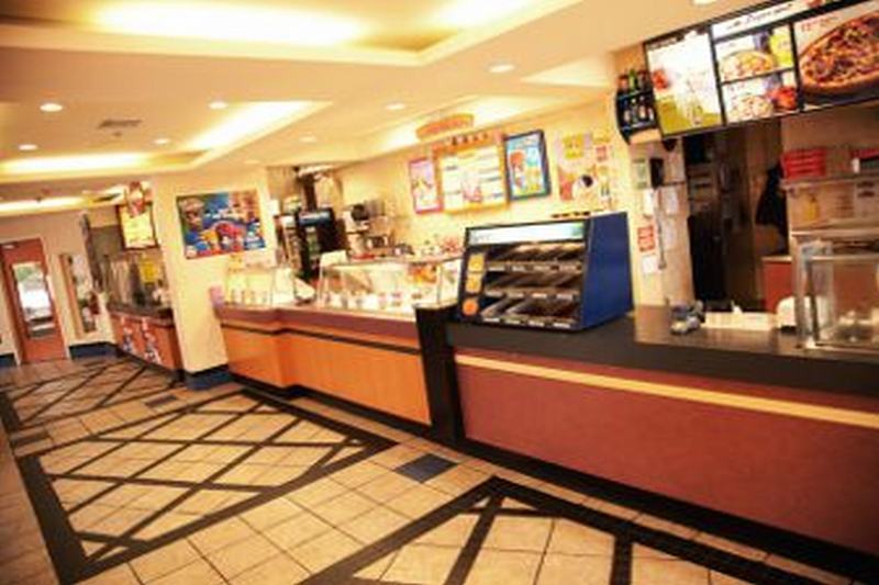 Howard Johnson Plaza By Wyndham By The Falls Niagara Falls Exteriör bild