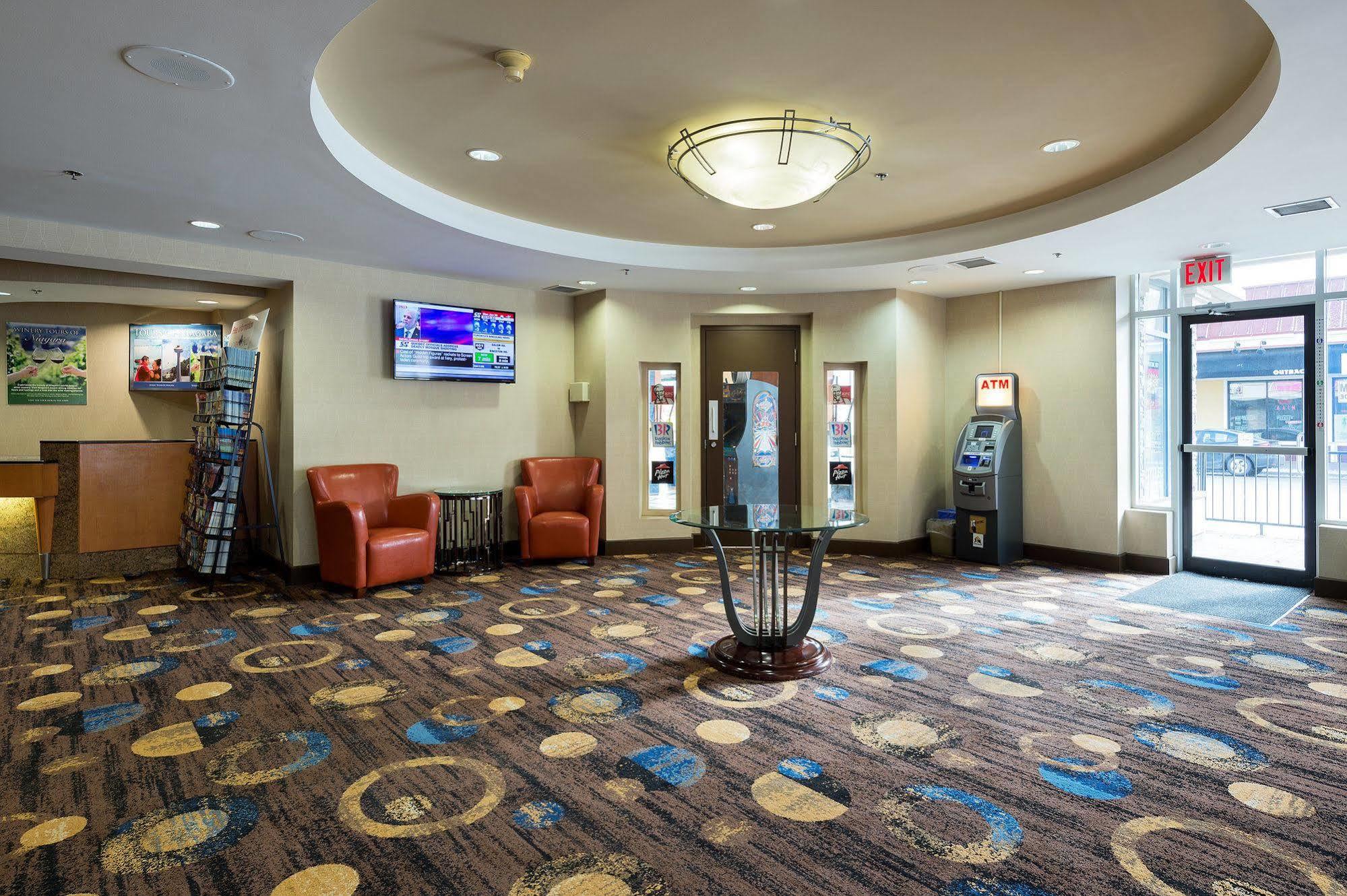 Howard Johnson Plaza By Wyndham By The Falls Niagara Falls Exteriör bild